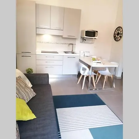 Charming & Spacious Florentine Home Just Two Mins From Tram Stop Florence Exterior photo