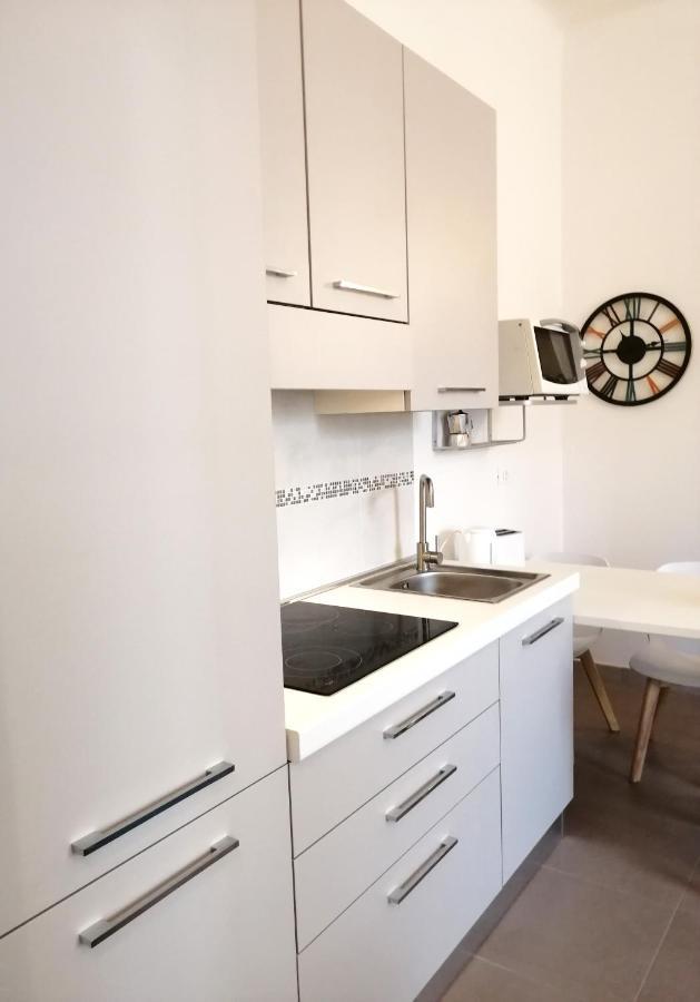 Charming & Spacious Florentine Just Two Mins From Tram Stop Apartment Florence