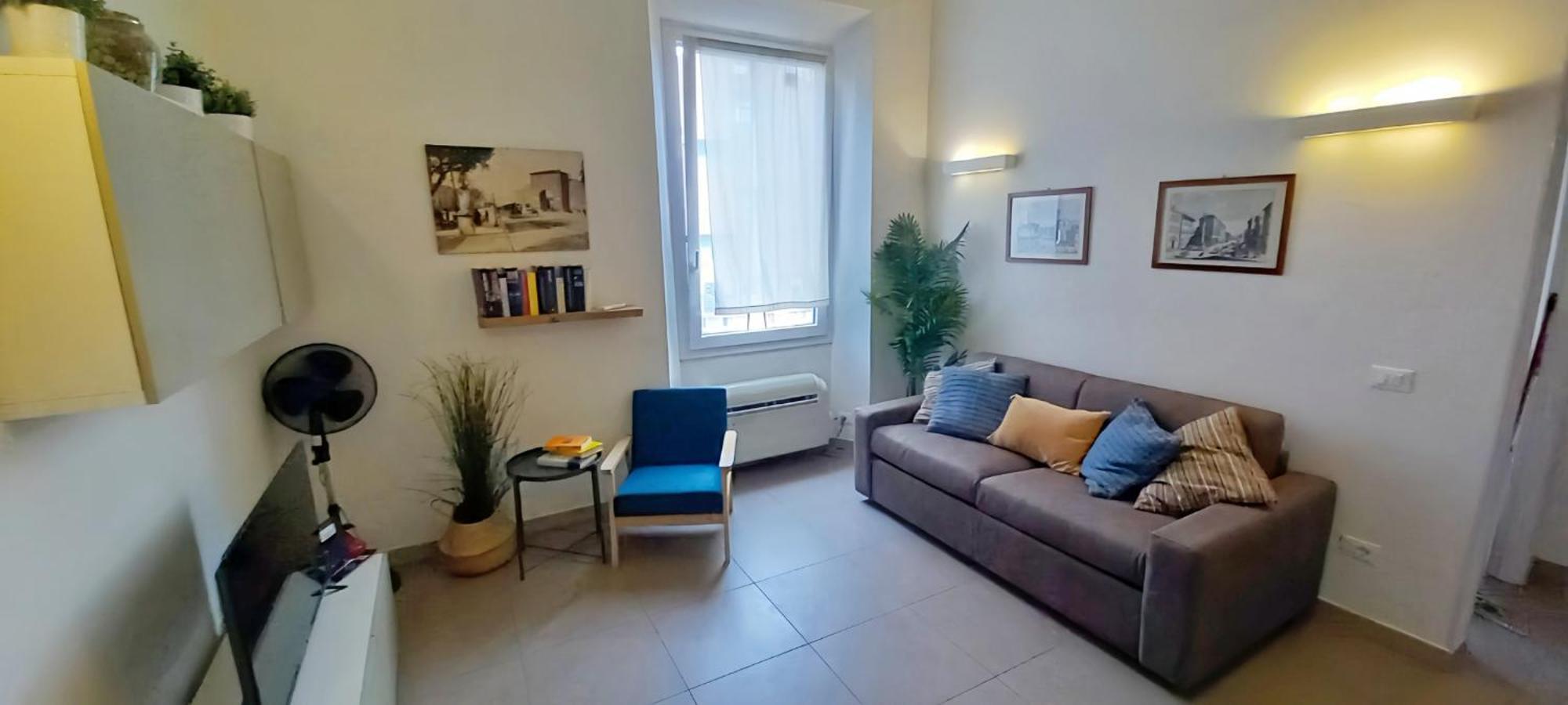 Charming & Spacious Florentine Just Two Mins From Tram Stop Florence
